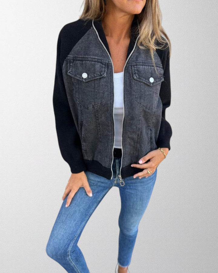 Olivia - Unique denim jacket with a vintage twist
