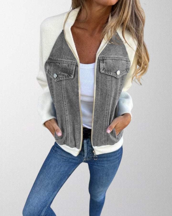 Olivia - Unique denim jacket with a vintage twist